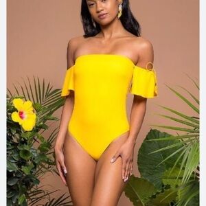 New! OCHIE Olivia off the shoulder lace-up swimsuit nwot 27717